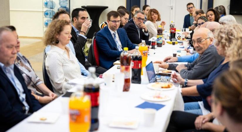 Bóka János zsidó civilszervezetek képviselőivel találkozott