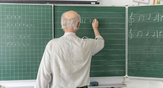 Minden második tanár 50 év feletti Magyarországon