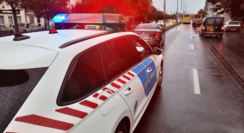 Újabb baleset lassítja a forgalmat Nyíregyházán – Autóbusz és személyautó ütközött
