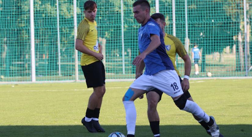 Hétvégi fociprogram: derbit vív az éllovas SC Hírös-Ép