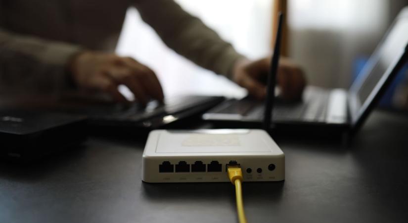 Fillérekért jutnak a magyarok szélessávú internethez, ezzel világverő mezőnyben vagyunk