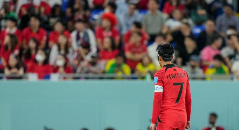 Dél-Korea: Szon válogatottsági rekorder lett! – képpel