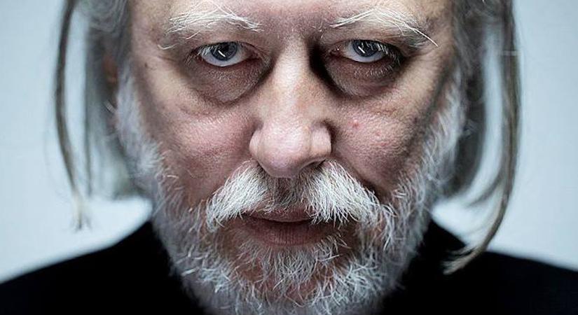 Karsznahorkai László először üzent magyarul, amióta Nobel-díjas lett: Talán még meg is lehet szokni