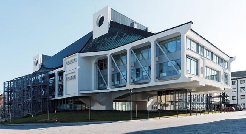 Életkortól függetlenül inspiráló: ingyenes előadások a szépkorúaknak