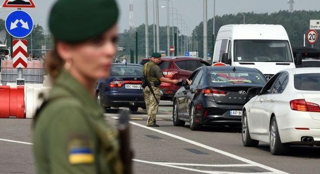 Holnaptól új útlevél-ellenőrzési rendszer lép életbe az EU-országokba történő belépéskor az ukrán állampolgárok számára