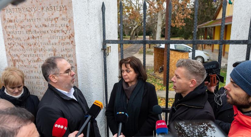 Be kell lépni a Fideszbe, jelenteni a kollégákról és részt venni a telefonos kampányokban – a volt gyámügyi ügyintéző szerint ezek voltak a botrányosan alacsony fizetés emelésének a feltételei