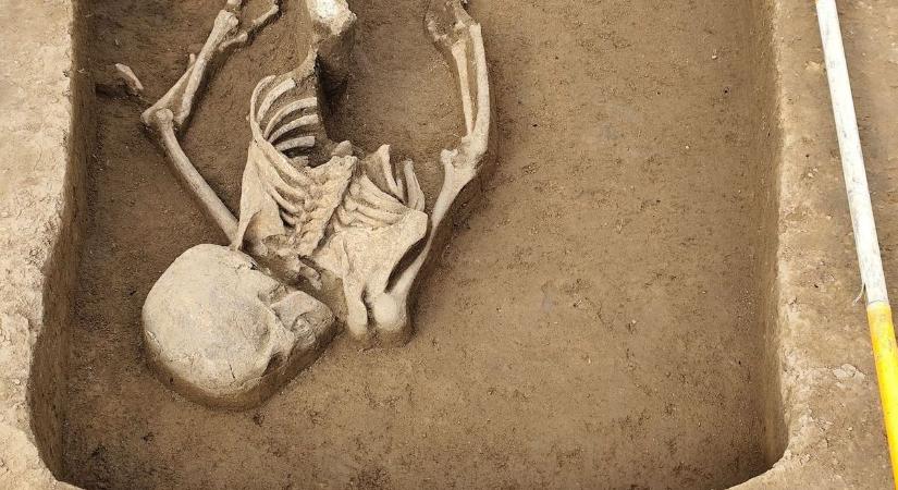 Hihetetlen régészeti lelet Tokajban: így néz ki az 1500 éves titok, amit az Aranysas szálló udvarában találtak