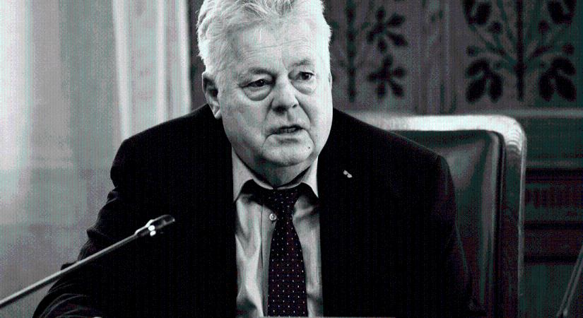 Meghalt a parlament román szószólója