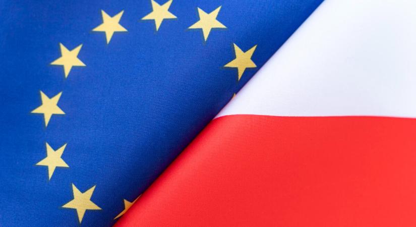 Szorongatják Tusk nyakát – Varsóban ellenzéki tüntetést tartottak az uniós migrációs paktum és a Mercosur-megállapodás ellen
