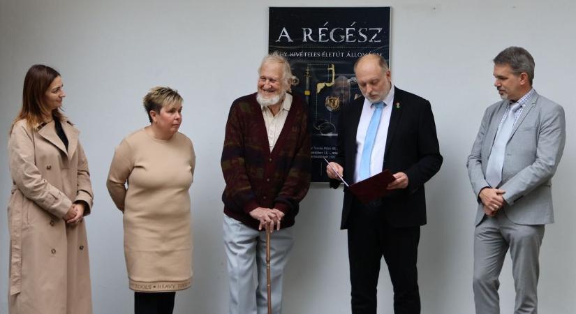 Kivételes életút állomásai - A 85 éves régészlegendát köszöntöttek Győrben - fotók