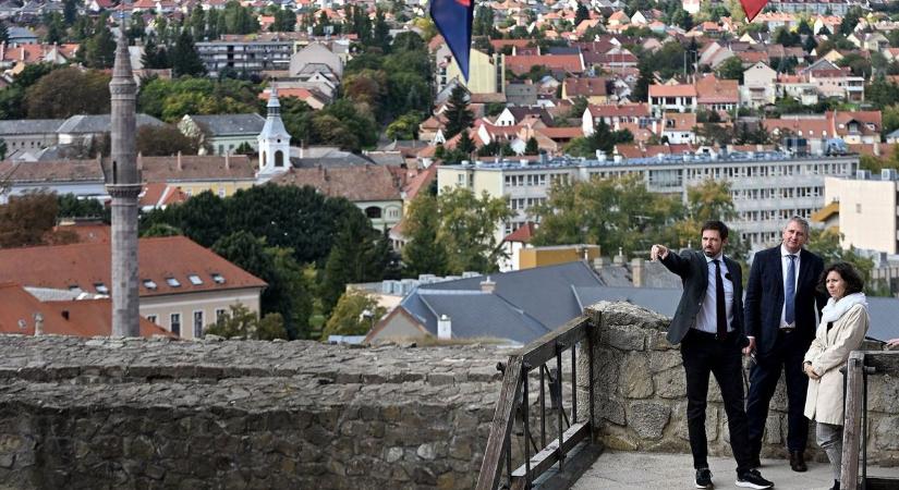 Támogatja a kormány az egri vár fejlesztését