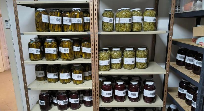 Újabb tízmilliók az önkormányzati épület felújítására – kívül-belül korszerűsödik az ingatlan
