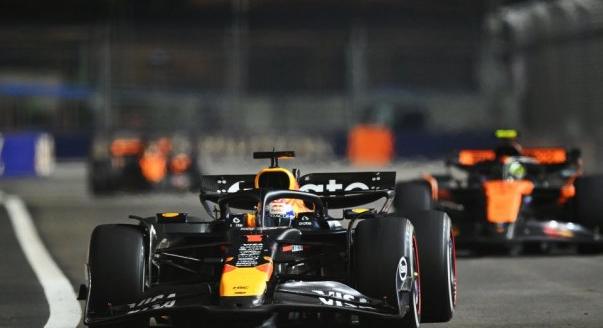 Jos Verstappen: Újra mosolygó embereket látni a Red Bullnál