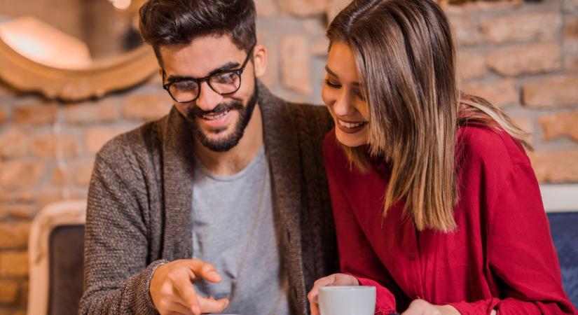 4 apró, de árulkodó jel, hogy a férfi beléd szeretett – még ha nem is mondja ki