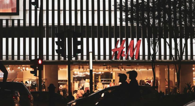Nem gyűjti a ruhákat a magyar H&M, gondjaik akadtak