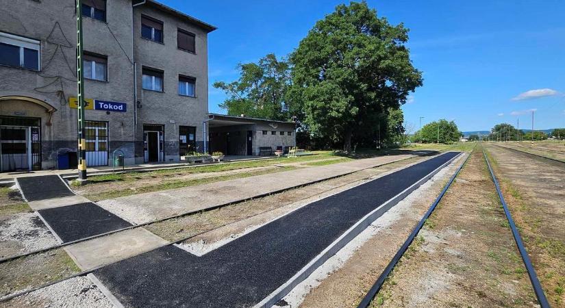 Olyan mozdony állomásozott Tokodon, amelyre minden vonatiműádó szíve megdobban