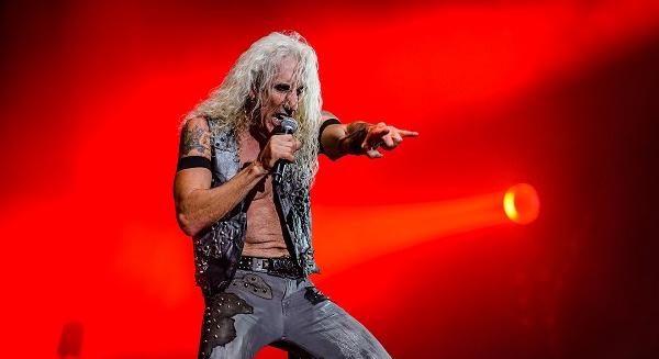 Új dalt vehet fel a Twisted Sister