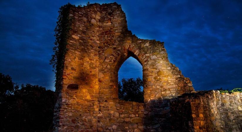 Tudja, hol van gótikus templomrom Baranyában? Most ráadásul meg is újul