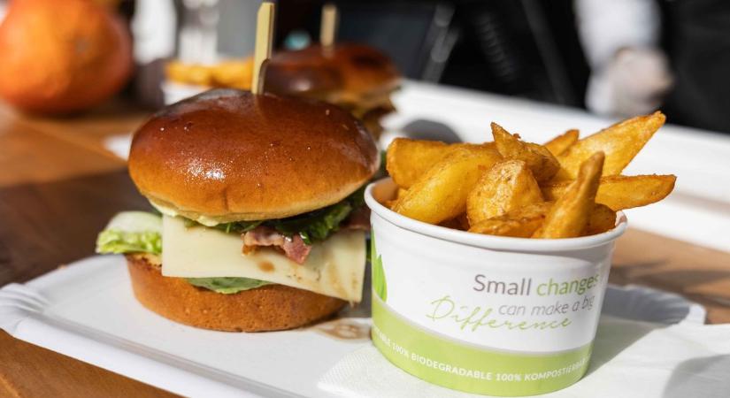A strandhambitól a gourmet burgerig – Tatán is hódít a kézműves burger
