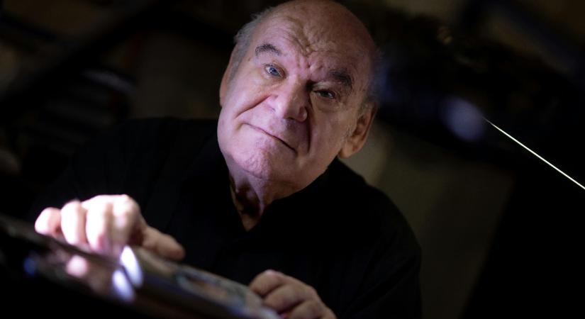 Soros György méltatását vállalta a propagandával szemben, Mészáros Lőrincnek is üzent Fellegi Ádám