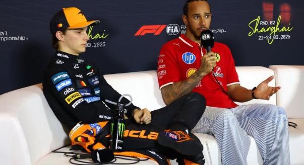 Vonakodva adott tanácsot Piastrinak Hamilton