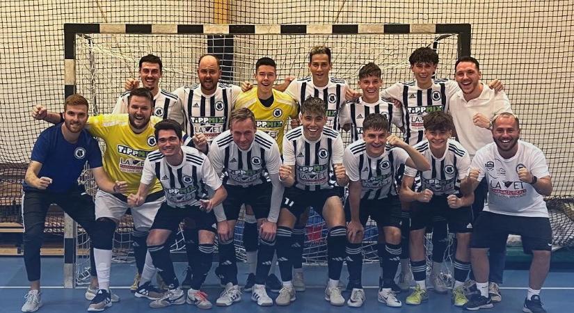 Az újonc mellett egy másik csapat is edzőt válthatott