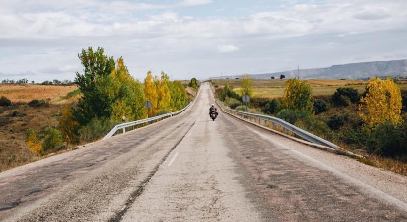 Elképesztő, mi hullott az égből az 5-ös útra Dabas térségében – fotók!