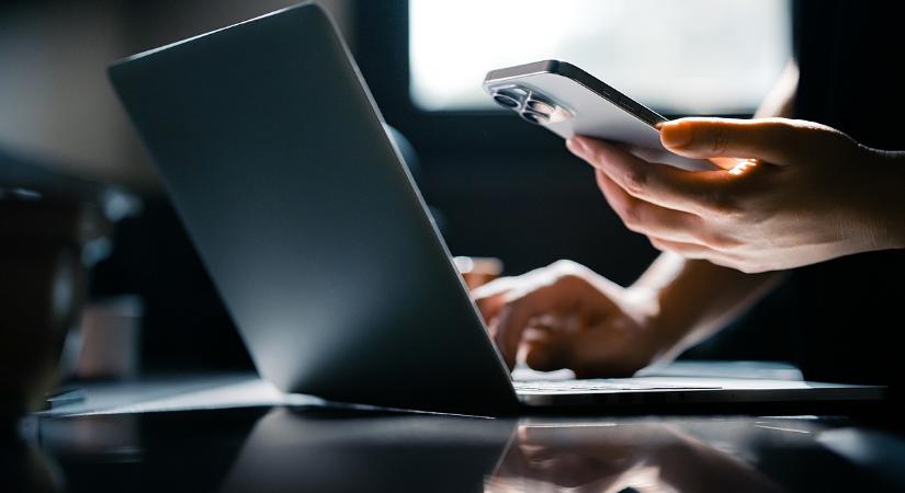 Tizenötmilliós hitel mobiltelefonról? Megoldható, de érdemes megfontoltnak lenni