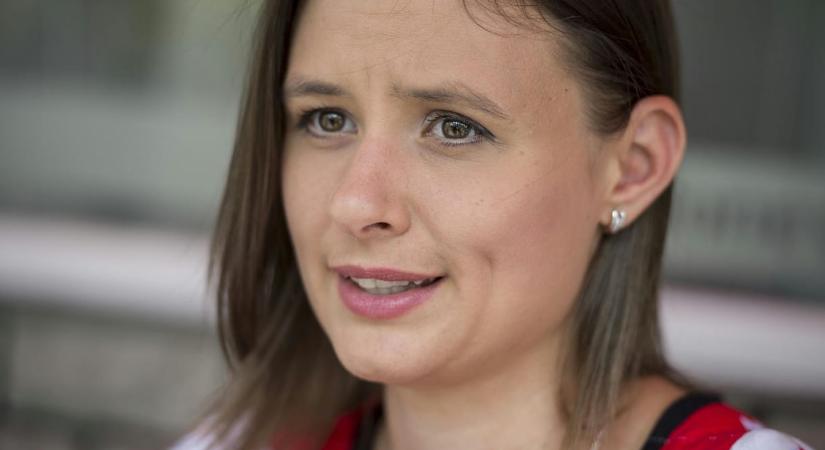 Magyar Péter: Megköszönhetjük Dúró Dórának, hogy elment a propagandába mosolygós interjút adni