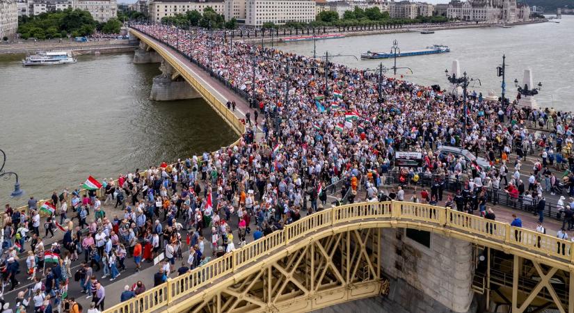 Orbán Viktor a Kossuth téren mond beszédet október 23-án