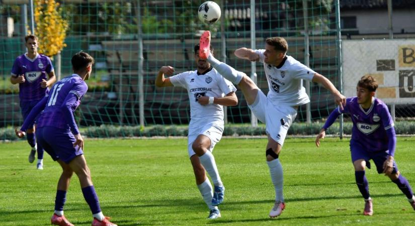 Gera duplájával nyert az Óvár - fotók