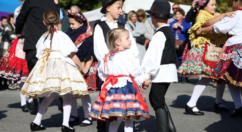 Ilyen volt a 2025-ös Pécsváradi Leányvásár! (GALÉRIA)
