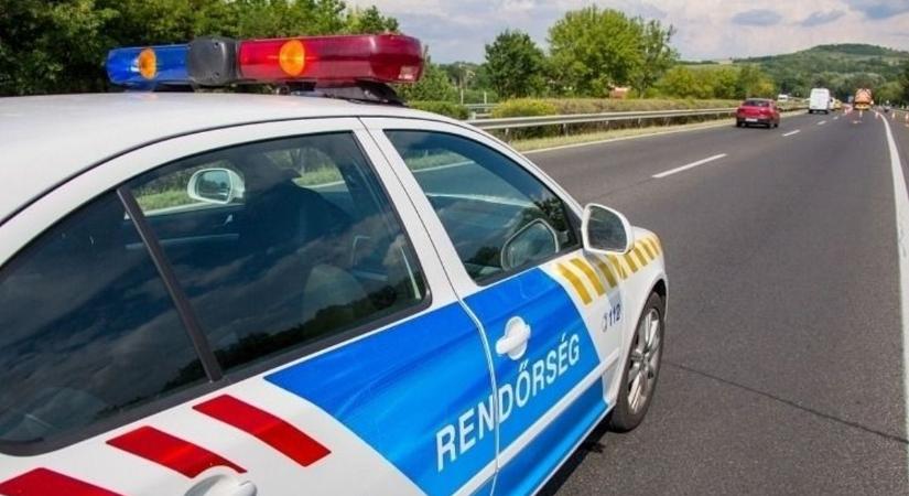 Több kilométeres torlódást okozott egy baleset az M3-ason