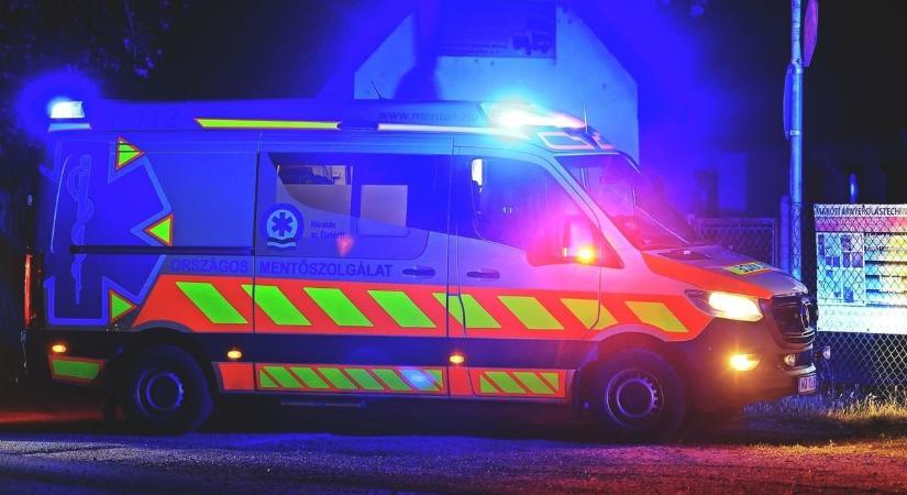 Újabb baleset a 6-os főúton, mentő is érkezett