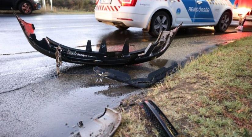 Tömegkarambol Pécsen, gázolás Mohácson – egymást érték a riasztások (FOTÓK)