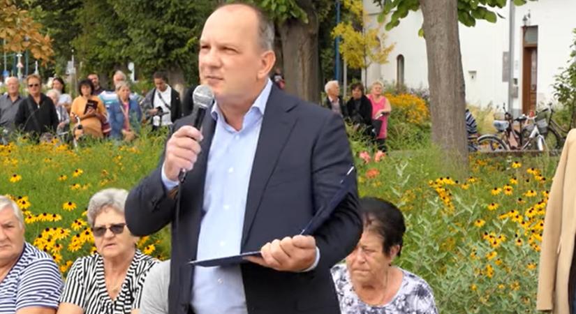 Újraválasztották a megpuccsolt polgármestert Kiskunfélegyházán