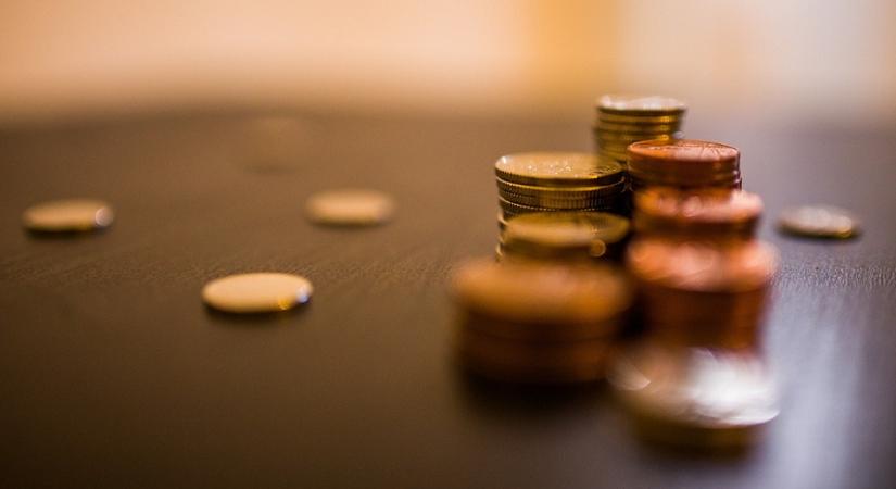 Több rekordot is megdöntenek idén a személyi hitelek