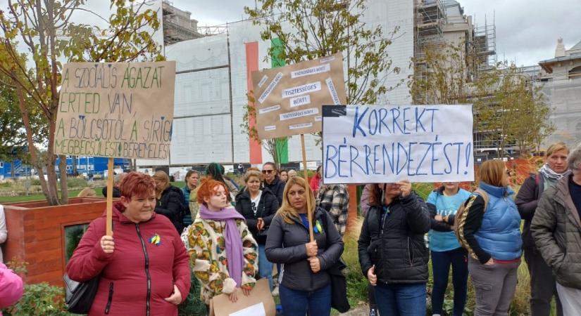 Rengeteg a betöltetlen állás az állami fenntartású gyermekotthonokban