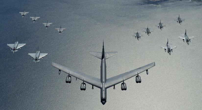 Atomháborús gyakorlatot tart a NATO