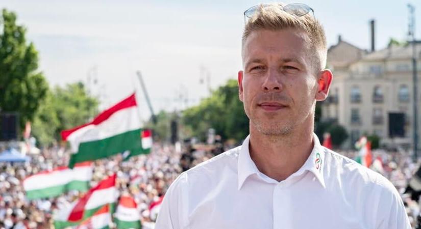 Fontos városba látogat ma Magyar Péter