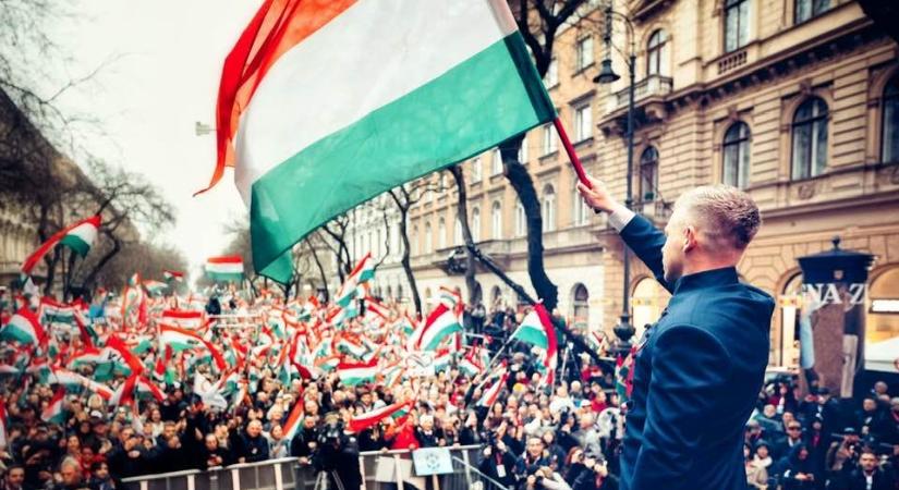 21 Kutatóközpont: 18 százalékkal vezet a Tisza Párt