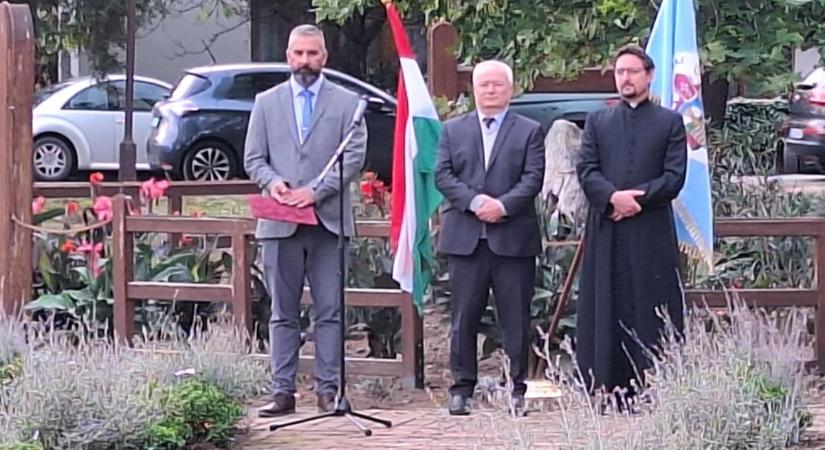Újiráz megtelt élettel – ezernyi ember ünnepelt a falunapon és a búcsú vásáron