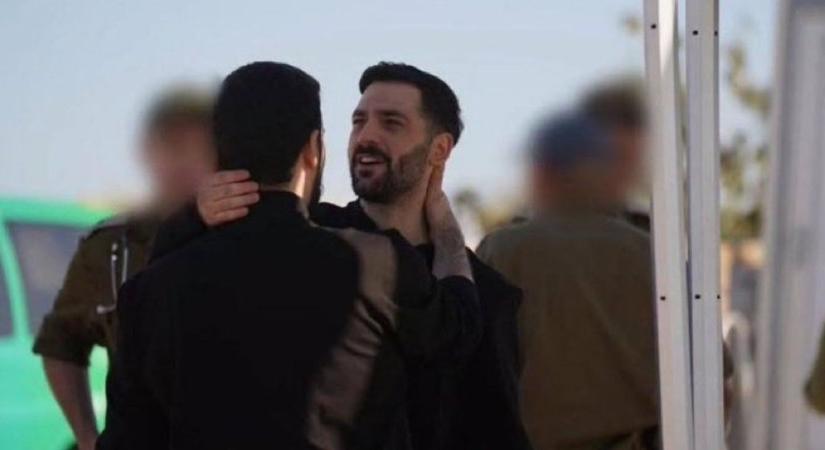 Az izraeli túszok újabb csoportja szabadult a Hamász fogságából - videó
