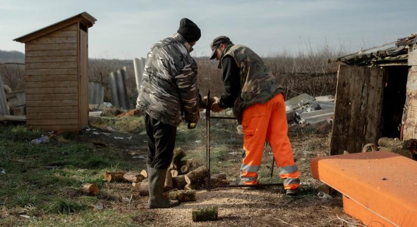 A szegénység intimitása – fotókon a higiénia hiányának embertelensége