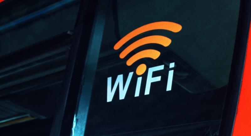 A kiberfenyegetés új szintje: a WiFi mobileszköz nélkül is azonosítja az embereket