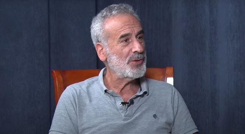 Kepes András most „gyászol”