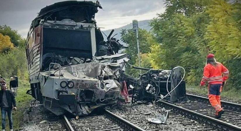 Súlyos vonatbaleset volt Szlovákiában a magyar határ közelében