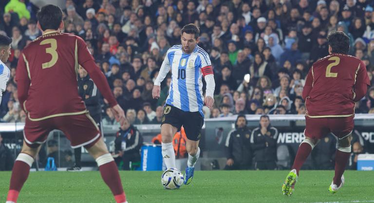 Világbajnoki címet hozó stadionban leckéztethetik meg Lionel Messiék a spanyolokat