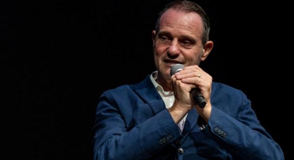Pajor Tamás: Pályatársaim erős virtuális pofonokkal józanítottak ki