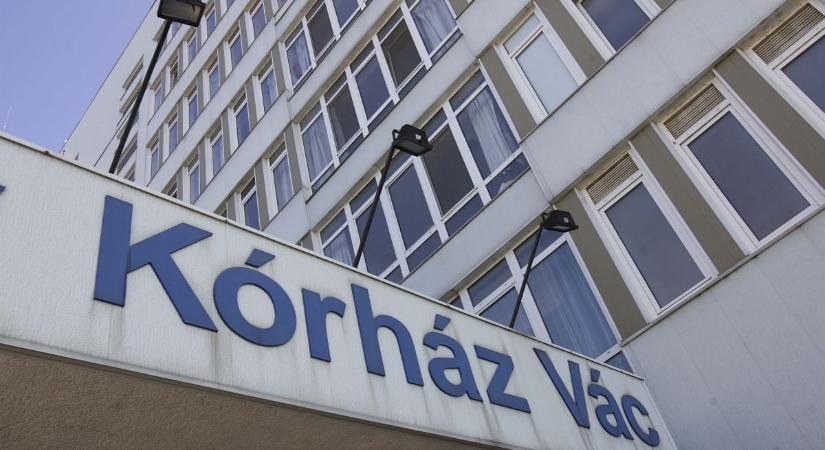 A váci kórházban órákig kell sorban állni, csak személyesen jutnak ultrahang időponthoz a betegek